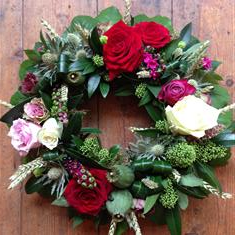 Ruby Hedgerow Wreath