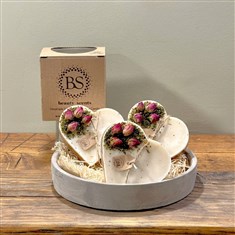 Champagne &amp; Rose Heart Scented Candle